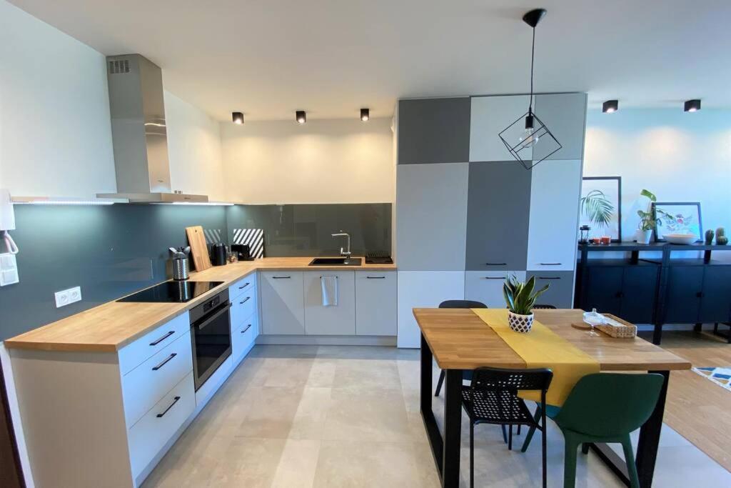 ウッチApartament Na Wodnejアパートメント エクステリア 写真